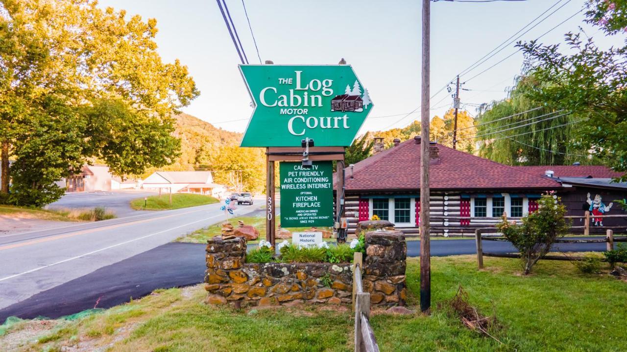 Log Cabin Motor Court Ешвілл Екстер'єр фото