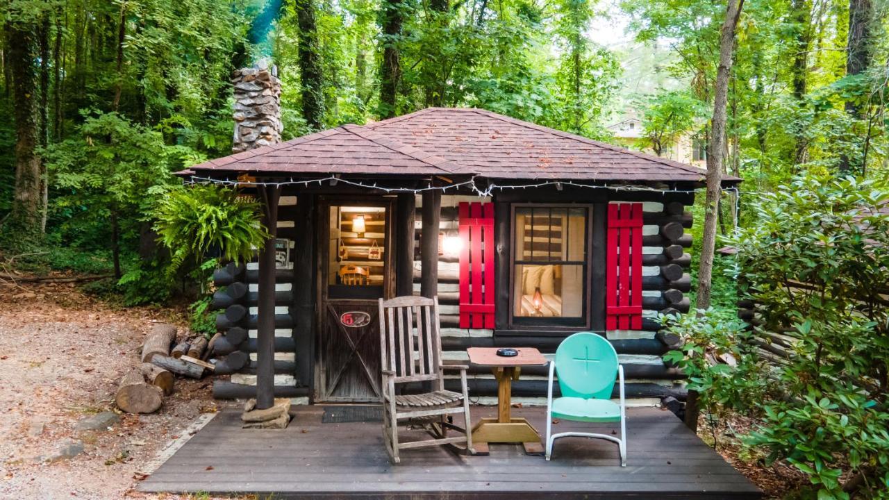 Log Cabin Motor Court Ешвілл Екстер'єр фото