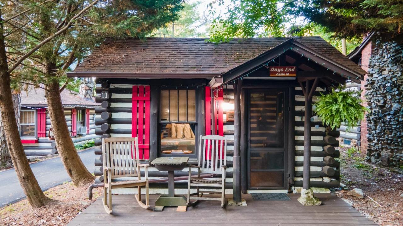Log Cabin Motor Court Ешвілл Екстер'єр фото